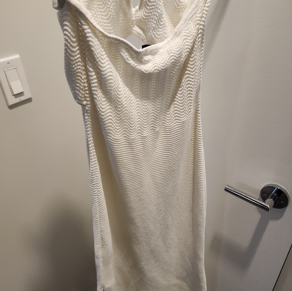 & Other Stories Crochet Cut-Out Halter Midi Dress in Off-White - Size me… - Picture 4 of 6